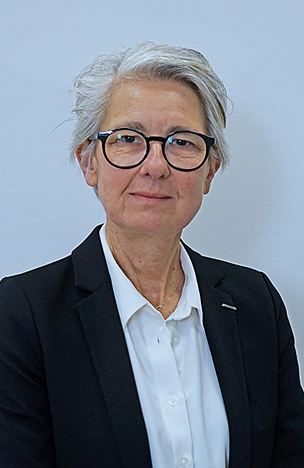 18 Delphine CAILLAUD-WEBER